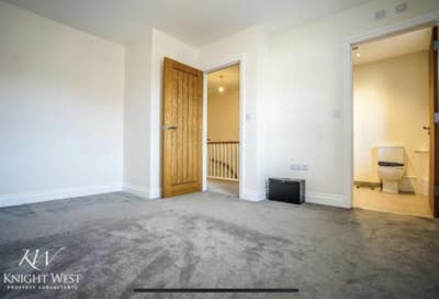 Double En-Suite Room for Rent Bills Included Main Photo