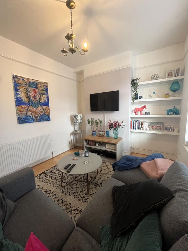 Large,Double Bedroom 8 min walk to East Croydon Main Photo