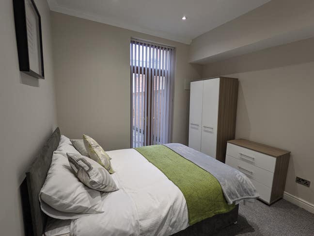 💥 Stunning ensuite room in modern house Main Photo