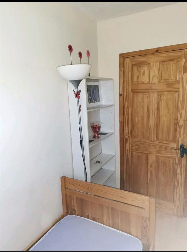 Single Room in a Family Home Main Photo