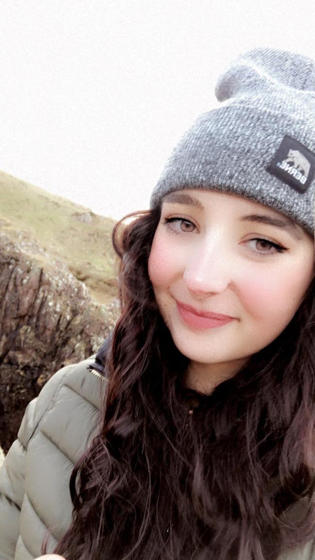 Looking for a flat/potential flat mates Main Photo