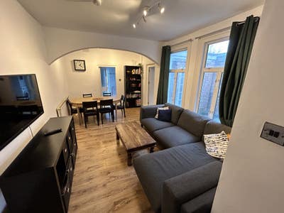 Double Room – Friendly Professional House Main Photo