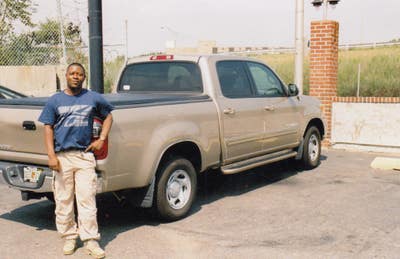 Looking for room/ studio Main Photo