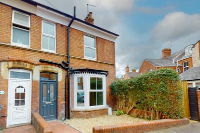 Luxury Ensuite Double bedroom Close to YDH  Main Photo