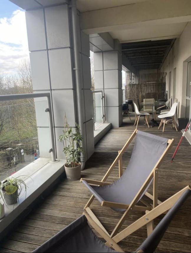 Large Double Bedroom with large terrace Main Photo