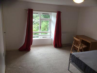 Double Bedroom in a Two Bedroom Flat in Redruth Main Photo
