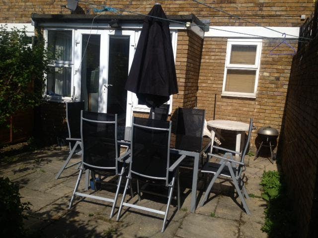 ***Perfect Location---all bills incl.***  Main Photo