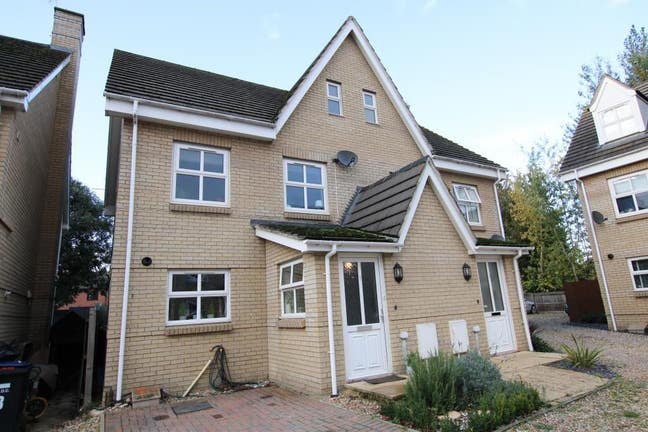 ✨ Affordable Modern Room in Soham  Female Only  Main Photo