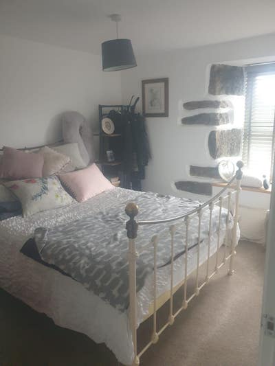 Double bedroom in shared house  Main Photo