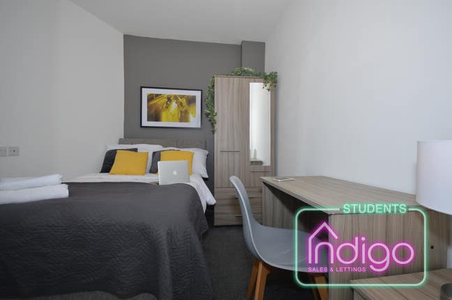 📌Clearing Students |  En-Suites to Rent ST5⚡ Main Photo