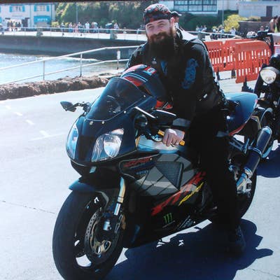 NEED NEW LODGEINGS. " READ MY DESCIPTION PLEASE  Main Photo