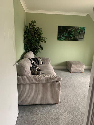 Furnished Double room & large lounge Main Photo