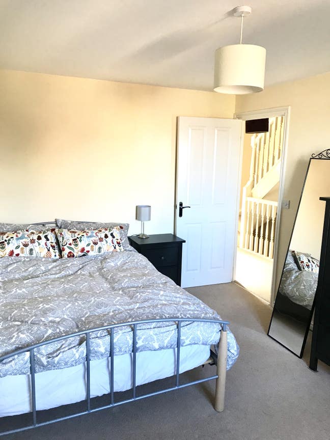 Bright and Cozy Double Room(inc bills) Main Photo