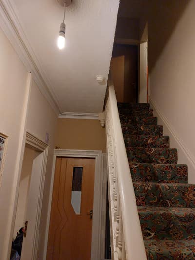 House share ..4 Bedrooms..kitchen and Bathroom  Main Photo