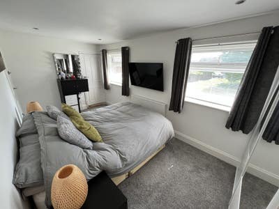 Large Double Room with Loft Room Main Photo