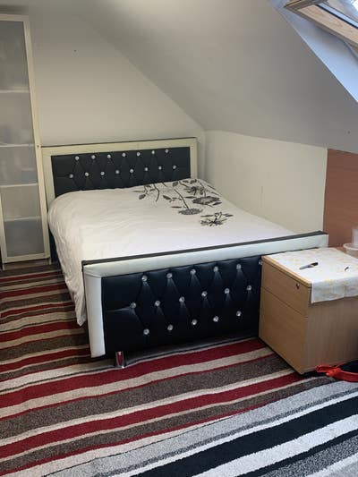 Double bedroom spacious loft  Main Photo