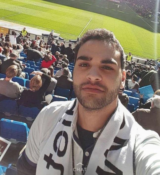 Professional Male seeks a single or double room Main Photo