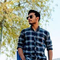 Need room Main Photo