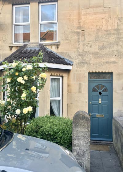 Lovely Double Room For Rent Main Photo