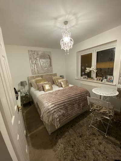 Stunning room in apartment Brighton Marina Village Main Photo