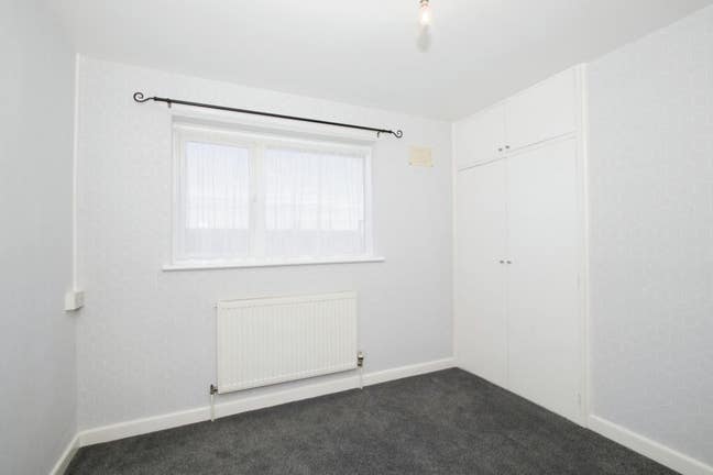 Medium size double room Main Photo