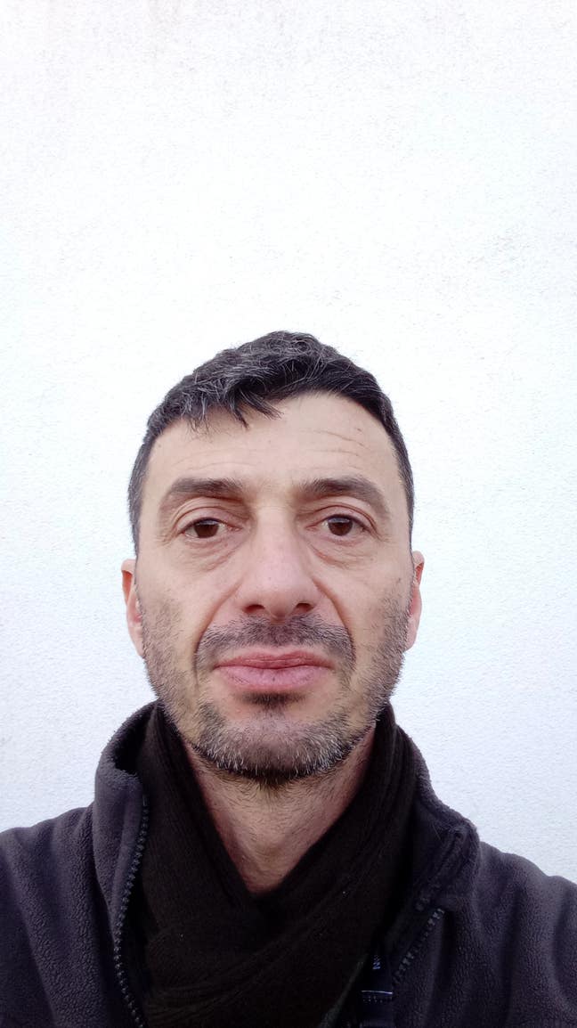 Looking for a room to let in  Main Photo