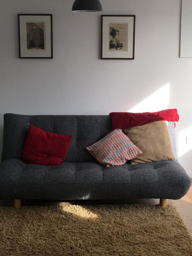 Self-contained studio Main Photo