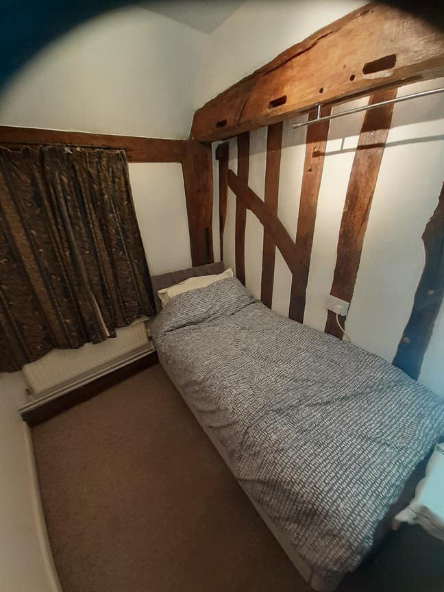 Single bedroom  Main Photo
