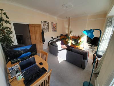 Double room in flatshare - East Dulwich Main Photo
