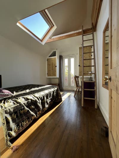Spacious double room with balcony in summertown  Main Photo