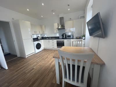 A modern room in Trumpington. Bills inc. Main Photo