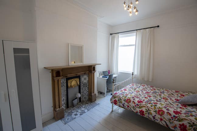  Uplands student home - bills incl  Main Photo