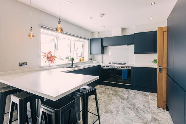 Where Convenience Meets Luxury 🏠 Main Photo