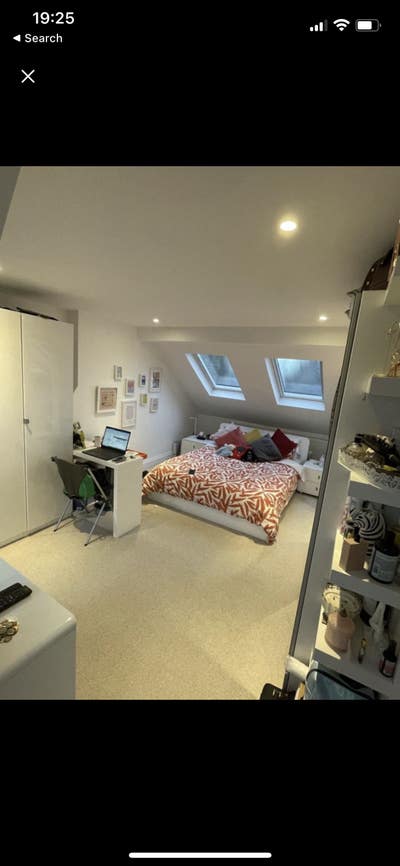 En-suite King Room in Tooting Main Photo