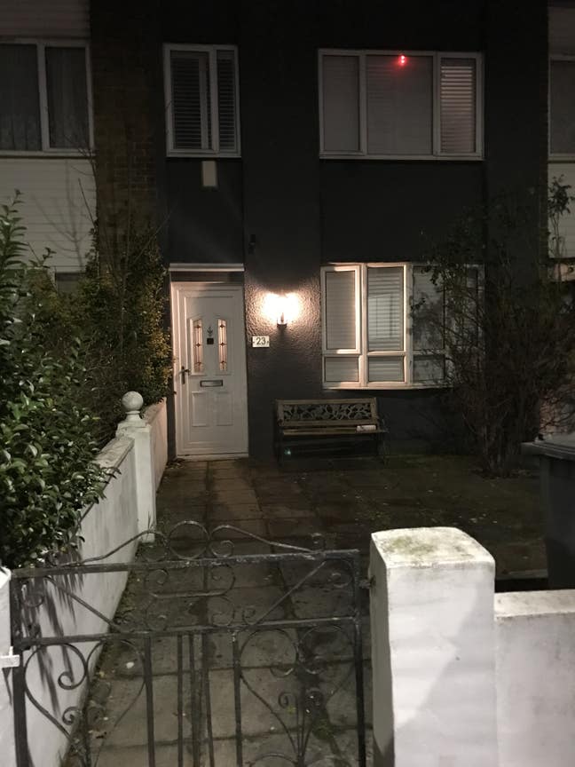 Double room close to jubilee line station all inc Main Photo