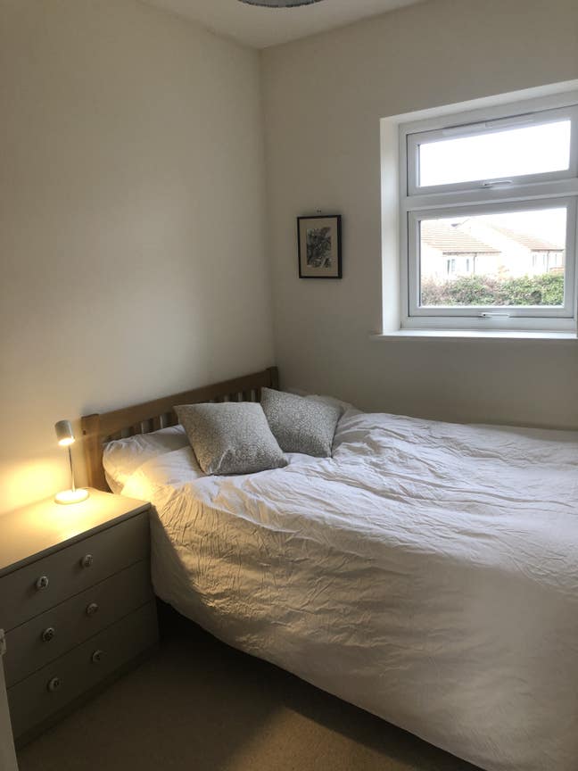 Sweet but small double room available Main Photo
