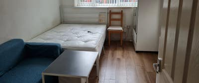 FF Studio 1 bed Prestwich, 10min to city Bills inc Main Photo