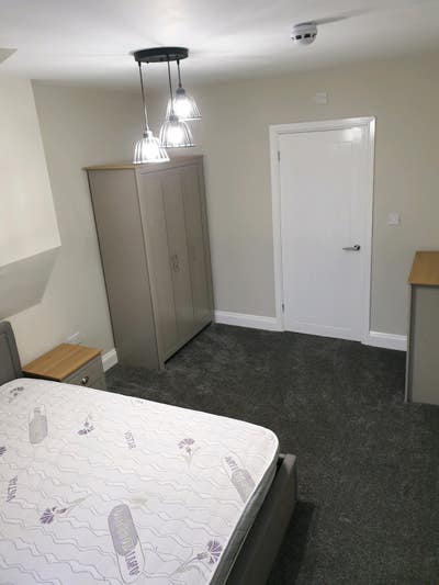 All ensuite rooms 2 min walk from town centre Main Photo