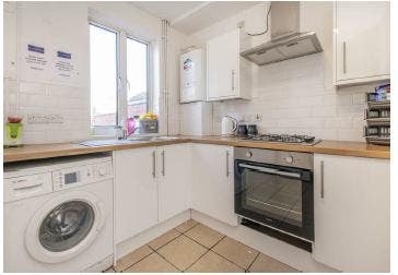 Double Ensuite room available for rent Main Photo