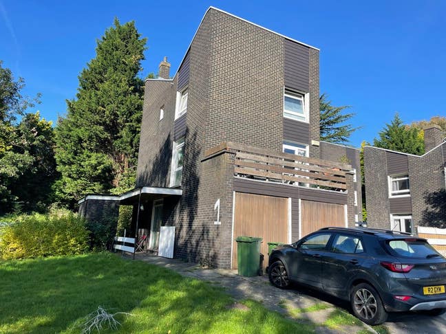 Lovely Double (low deposit) Crystal Palace Park  Main Photo
