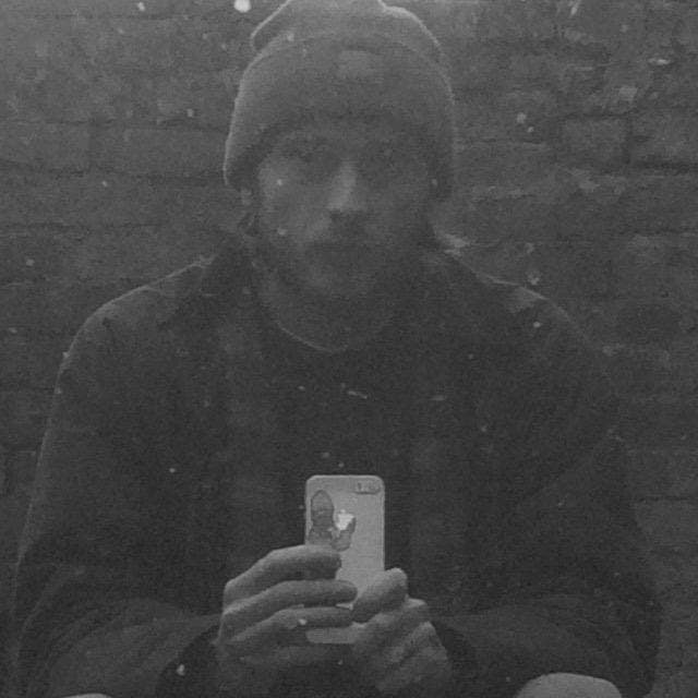 looking to buddy up Main Photo