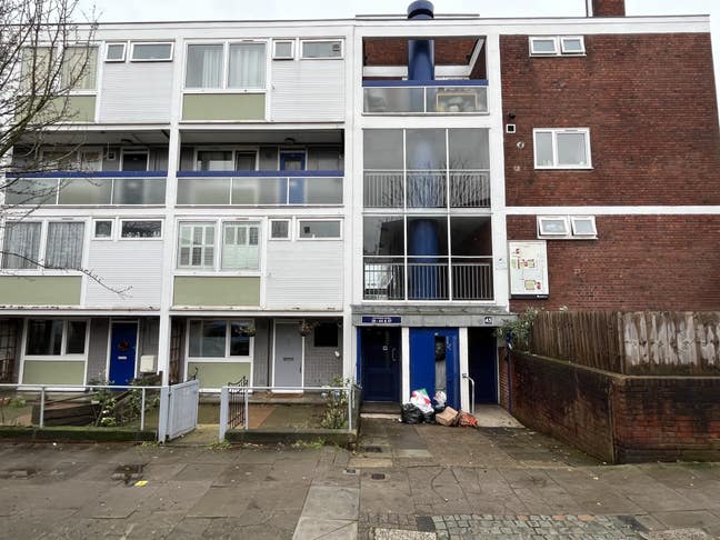 Double Room Available N1 Caledonian Road  Main Photo