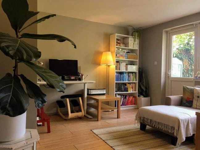 Double room in a spacious and cozy maisonette Main Photo