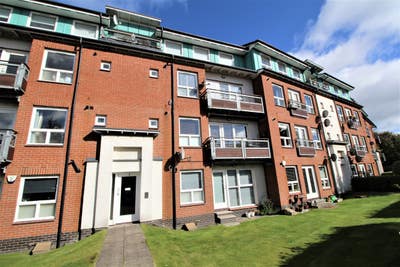 2 bed westend apartment  Main Photo