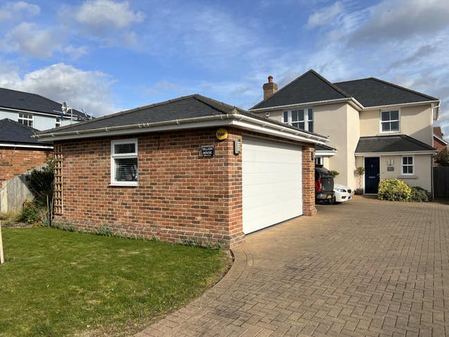 Double room Colchester area Main Photo