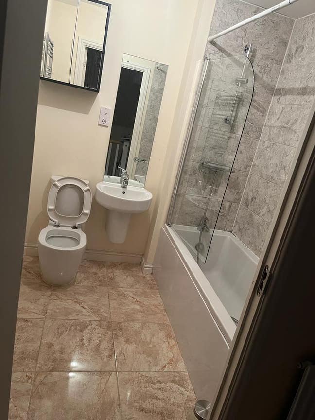 Double Room in a Modern House and Serene Place Main Photo