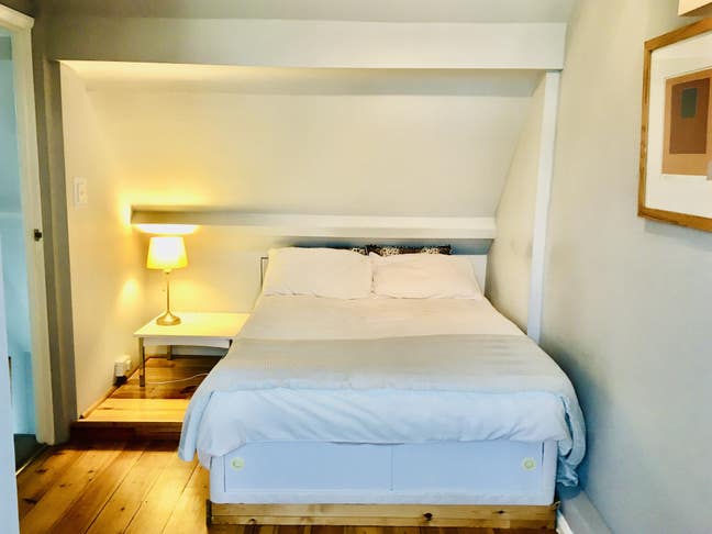 Clean double room in quite area  Main Photo