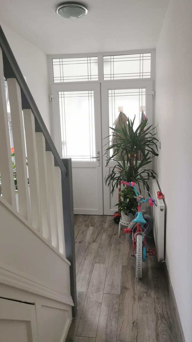 Colindale ensuite room to rent  Main Photo