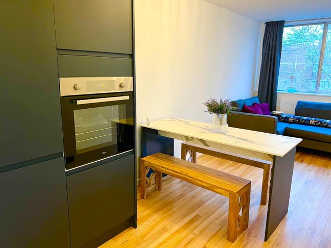 Bright Spacious Flat Main Photo