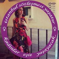 I am a professional female aged 46. I am look... Main Photo